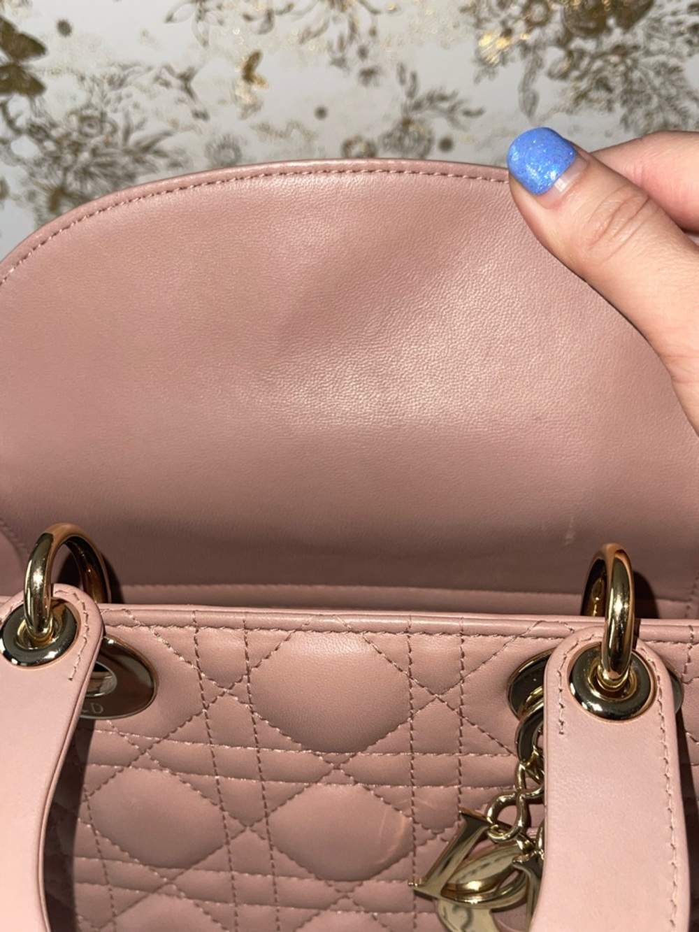 Dior abc Lady Dior Fard small Quilted Leather Top-Handle Bag - Picture 16 of 16